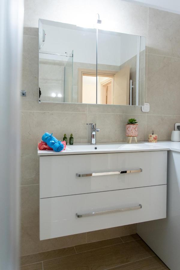 Luxury Apartment In Garitsa Bay Corfu  Eksteriør billede